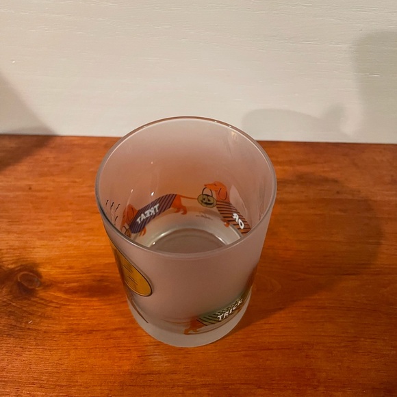 Culver Frosted Trick Or Treat Halloween Dachshund Bar Glass Tumbler - 16 Ounces - Picture 4 of 6